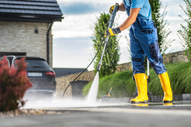 Best Garage Pressure Washing  in Elbow Lake, MN